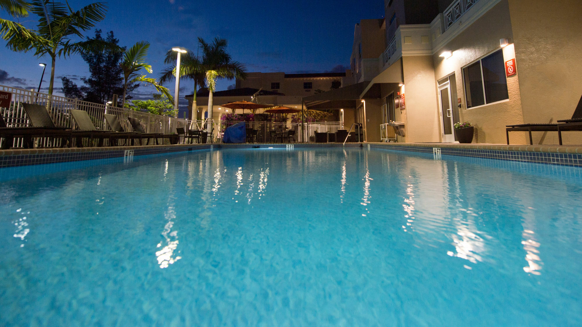 Towneplace Suites By Marriott Boynton Beach Exterior photo